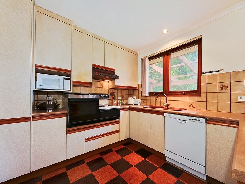 28 Protea Avenue, Coromandel Valley SA 5051