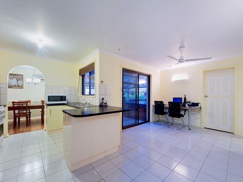 24 McHarg Road, Happy Valley SA 5159