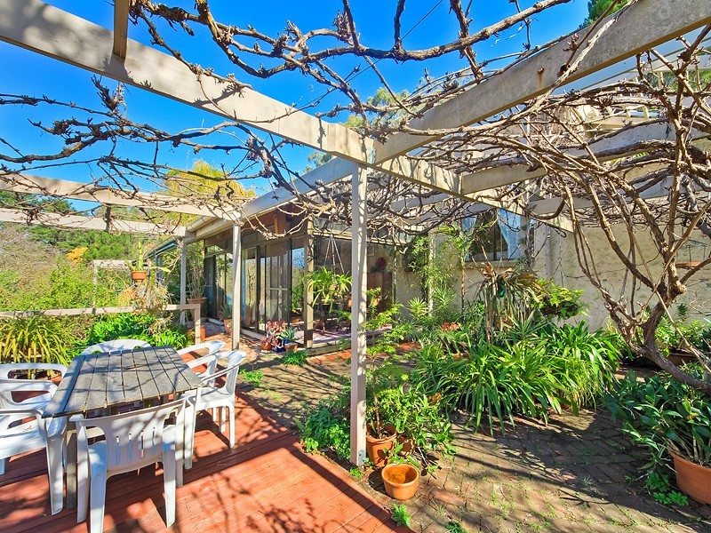 13 Devon Drive, Coromandel Valley SA 5051