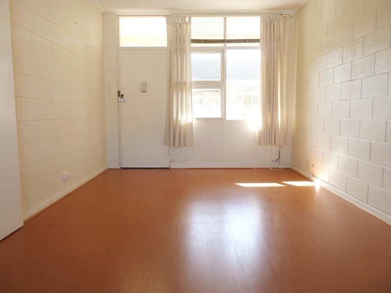 11/21 Nile Street, Glenelg SA 5045