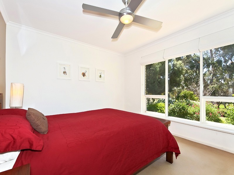 34 Elmgrove Street, Aberfoyle Park SA 5159