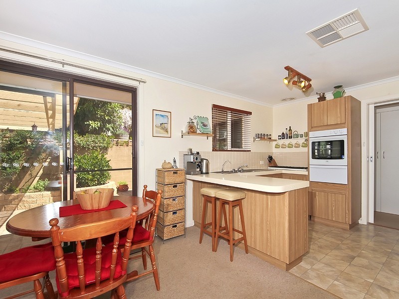 34 Elmgrove Street, Aberfoyle Park SA 5159