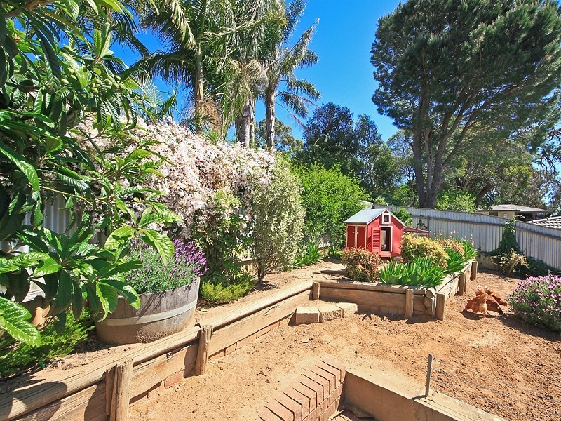 34 Elmgrove Street, Aberfoyle Park SA 5159