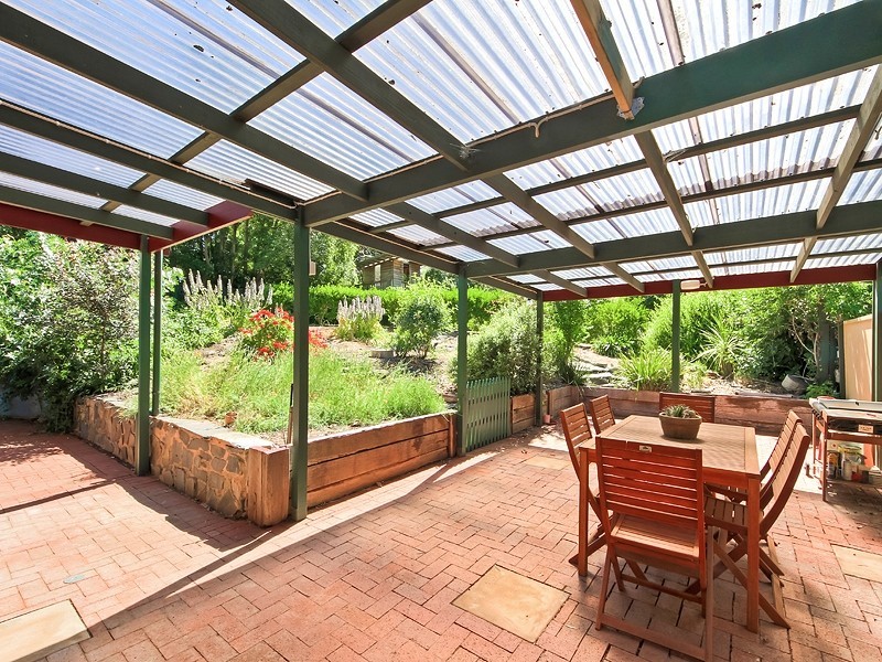 33 Lindsay Terrace, Belair SA 5052