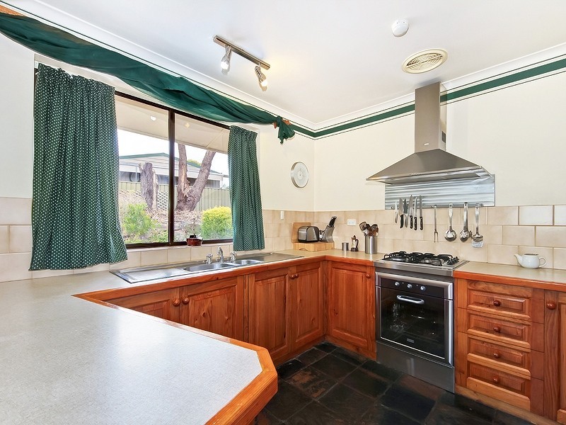 5 Ross Court, Coromandel Valley SA 5051