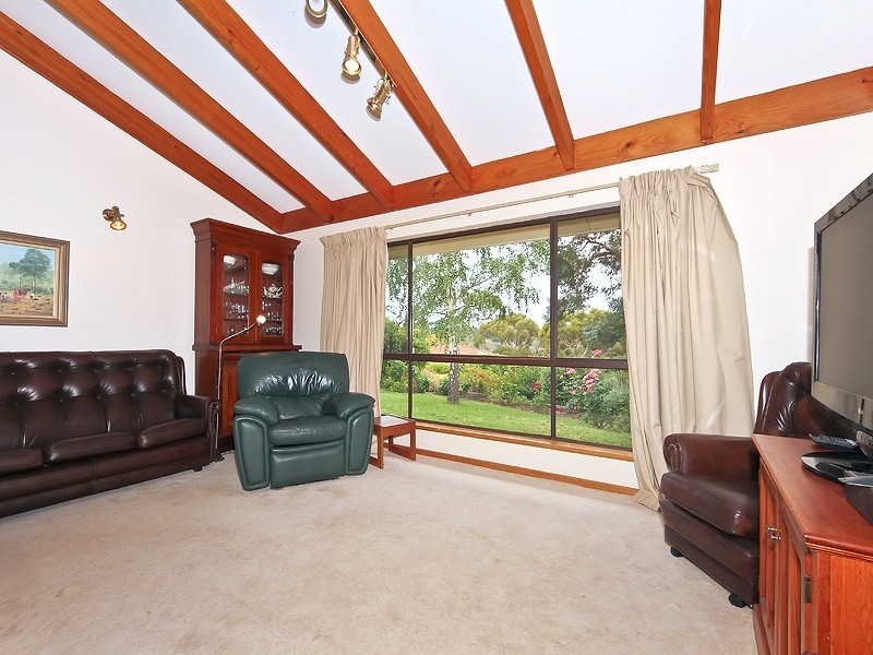 5 Ross Court, Coromandel Valley SA 5051