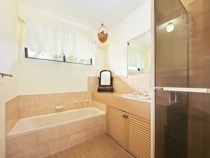 5 Ross Court, Coromandel Valley SA 5051