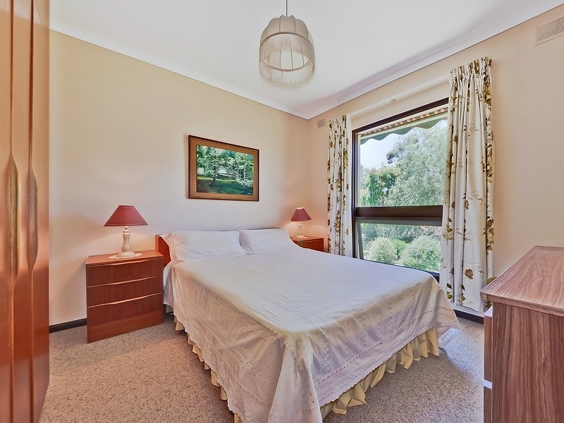 24 Monalta Drive, Belair SA 5052