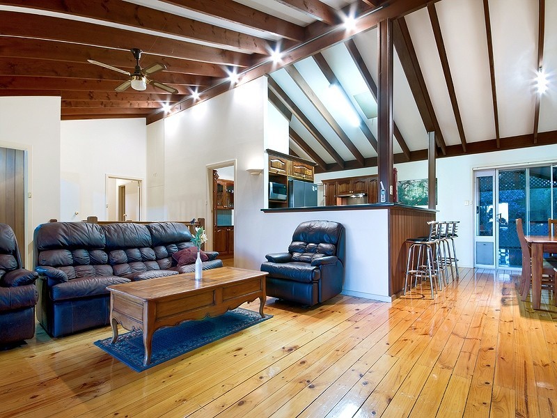 7 Ronald Avenue, Eden Hills SA 5050