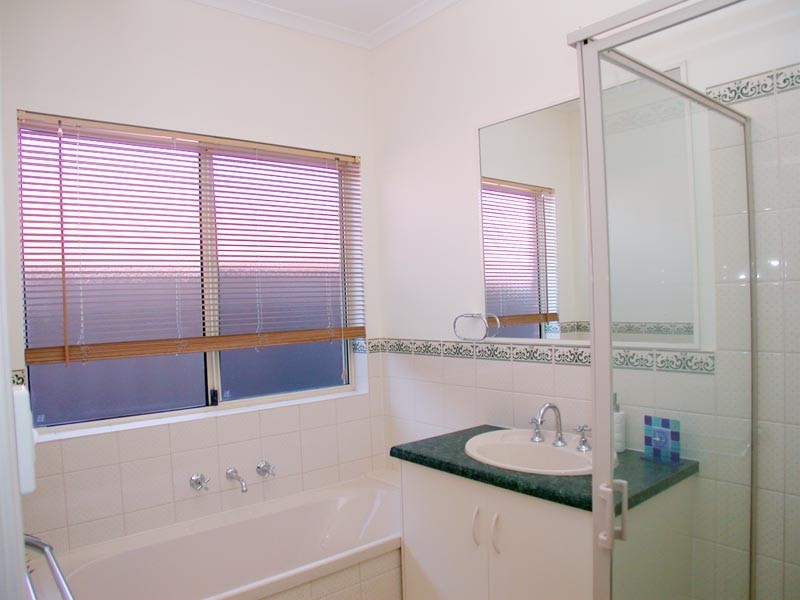 16 Worthing Drive, Sheidow Park SA 5158