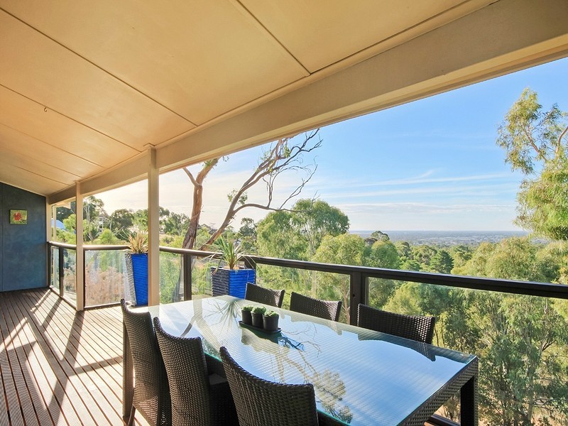 3 Depindo Avenue, Eden Hills SA 5050