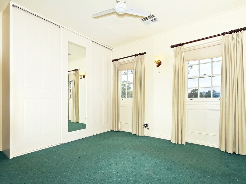 5 Redgum Drive, Belair SA 5052