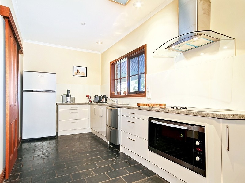 14 Driscoll Road, Coromandel Valley SA 5051