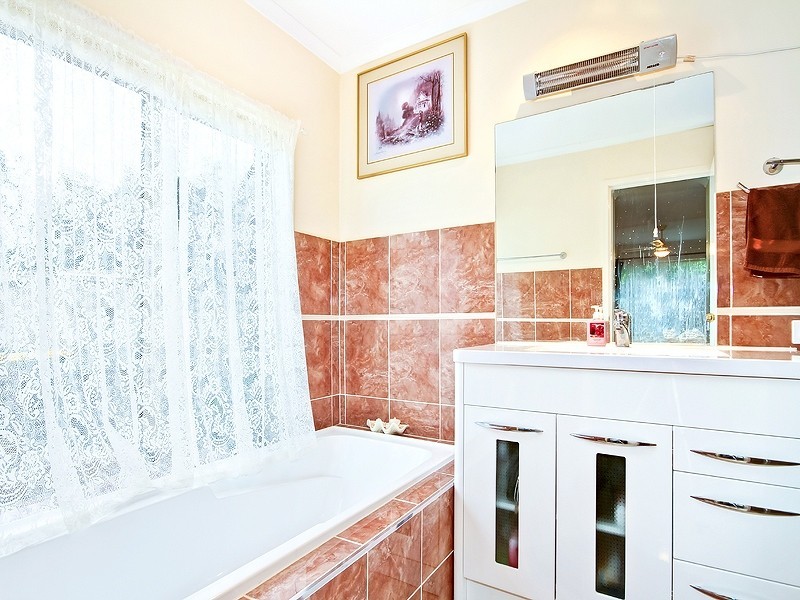 47 Education Road, Happy Valley SA 5159