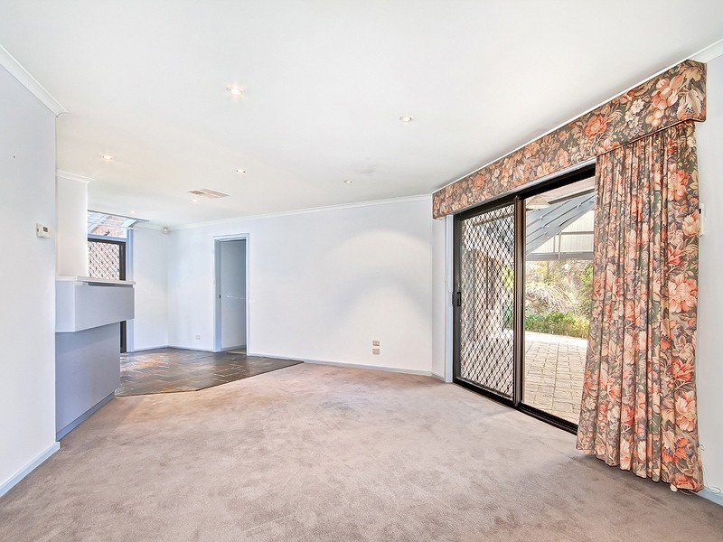 16 Hilltop Court, Coromandel Valley SA 5051