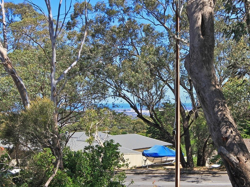 125 Gloucester Avenue, Belair SA 5052