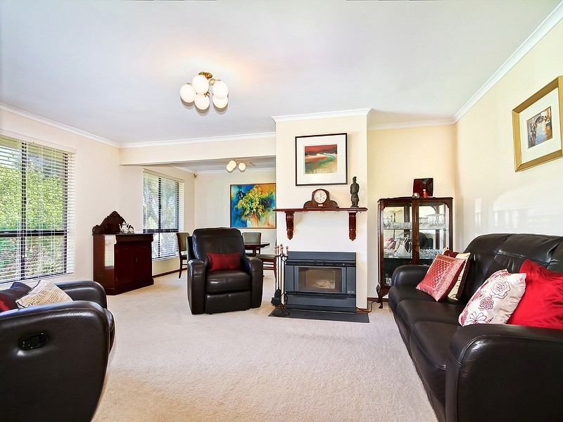 13 Arbell Crescent, Flagstaff Hill SA 5159