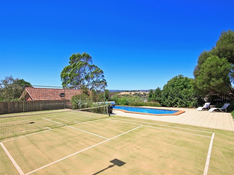 13 Arbell Crescent, Flagstaff Hill SA 5159