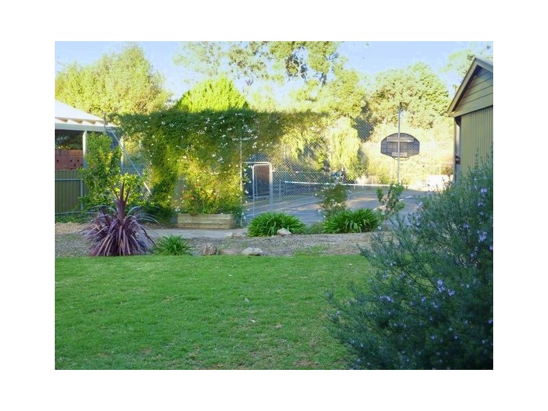 8 Hillridge Drive, Belair SA 5052