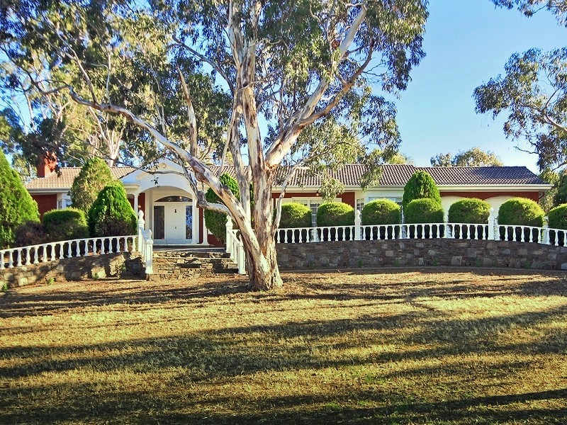 3 Dryandra Drive, Belair SA 5052