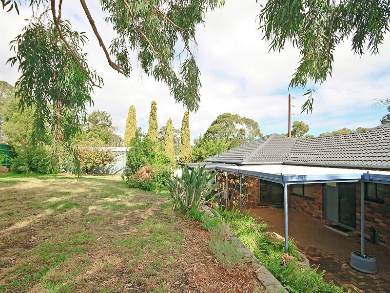 1 Grevillea Way, Belair SA 5052