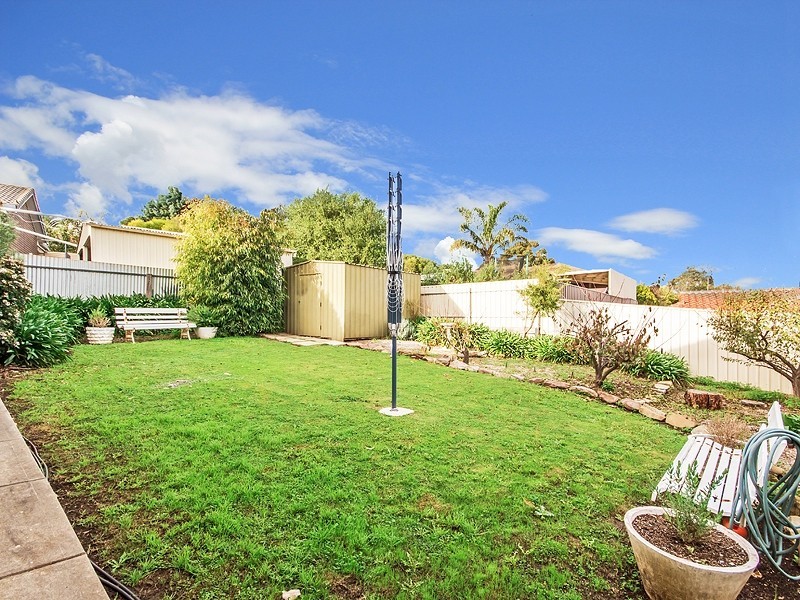9 Drysdale Dr, Trott Park SA 5158