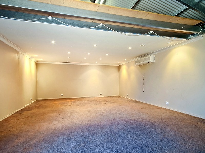 12 Crane Ave, Coromandel Valley SA 5051