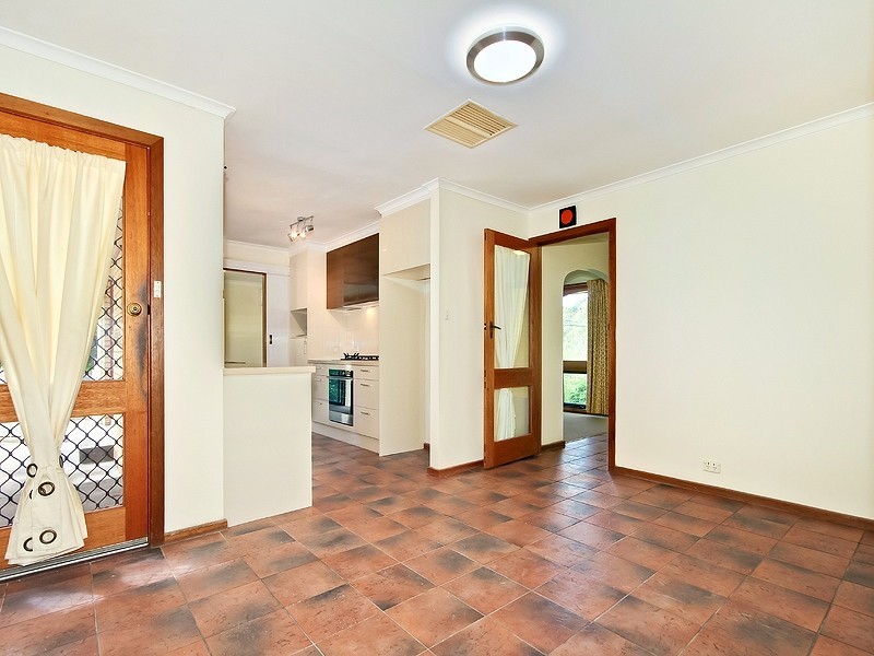 2 Somerset Road, Coromandel Valley SA 5051