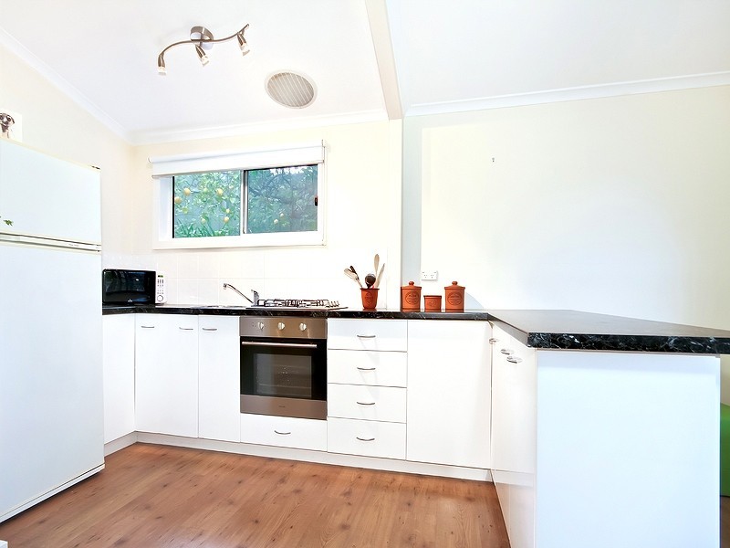 11 Sycamore Cres, Hawthorndene SA 5051