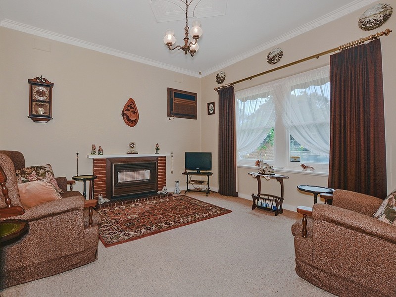 257 Shepherds Hill Road, Eden Hills SA 5050