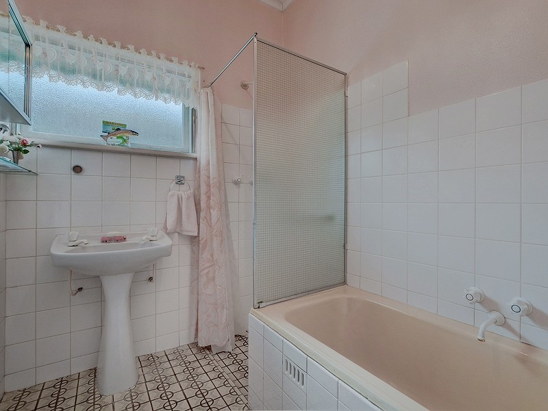 257 Shepherds Hill Road, Eden Hills SA 5050