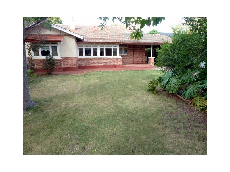 12 CULROSS AVENUE, Myrtle Bank SA 5064