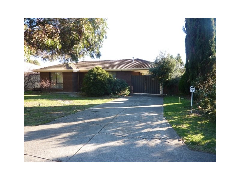 6 Rothschild Street, Woodcroft SA 5162