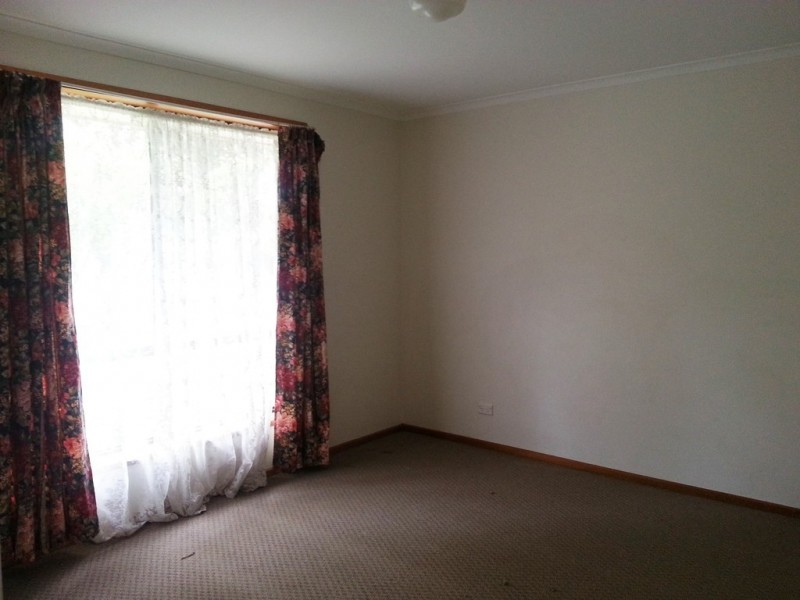 6 Rothschild Street, Woodcroft SA 5162