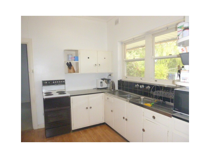 6 Eden Avenue, Bellevue Heights SA 5050