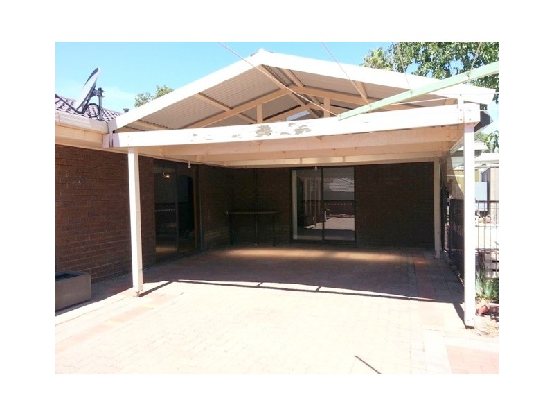 4 Hub Drive, Aberfoyle Park SA 5159