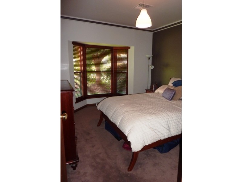 14 Bennett Close, Aberfoyle Park SA 5159