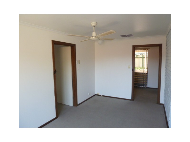 42 Columbia Crescent, Hallett Cove SA 5158