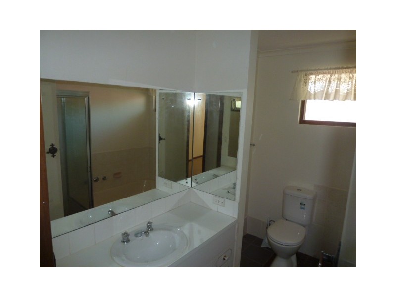 42 Columbia Crescent, Hallett Cove SA 5158