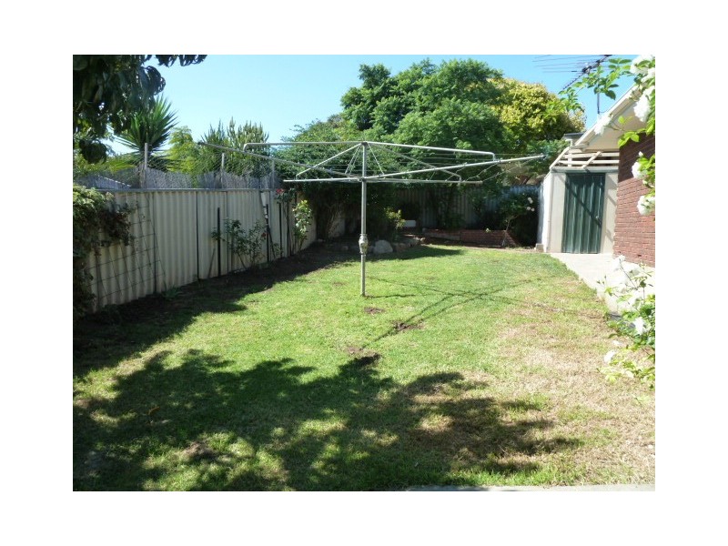 42 Columbia Crescent, Hallett Cove SA 5158