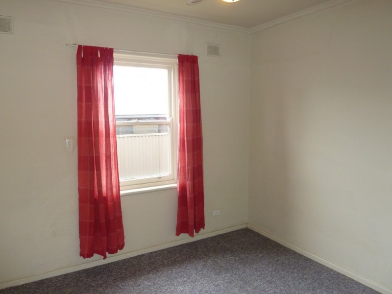 14 Oak Avenue, Clovelly Park SA 5042