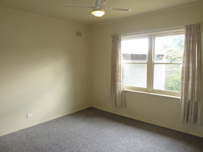 14 Oak Avenue, Clovelly Park SA 5042