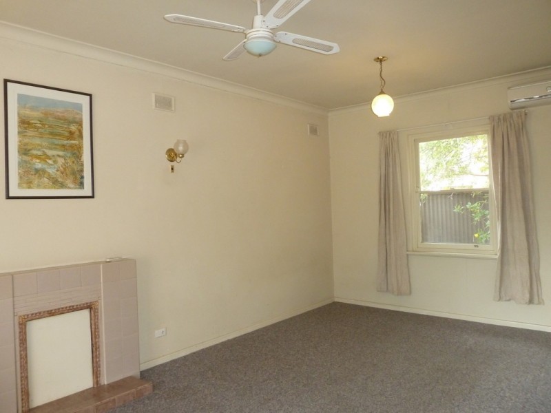 14 Oak Avenue, Clovelly Park SA 5042