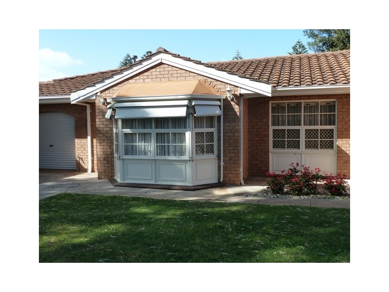 4/74 East Terrace, Henley Beach SA 5022