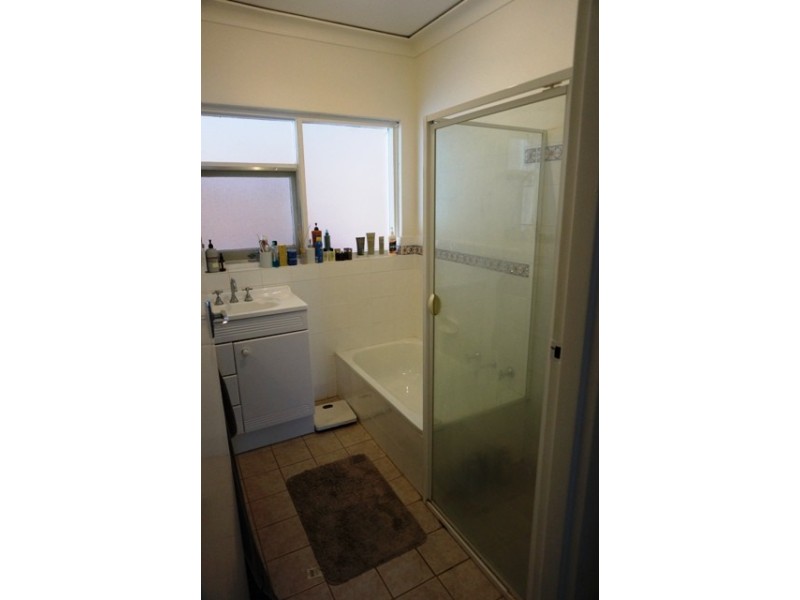 1/9 Broadway, Glenelg SA 5045