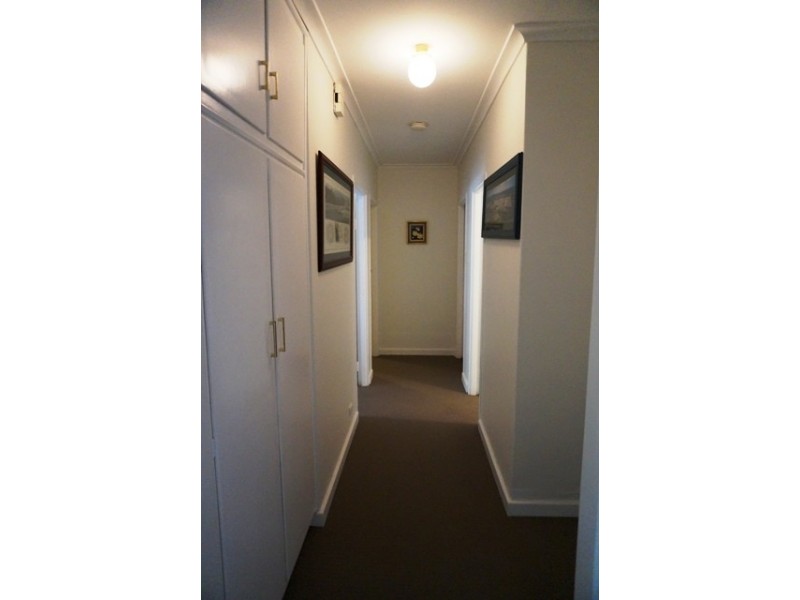 1/9 Broadway, Glenelg SA 5045