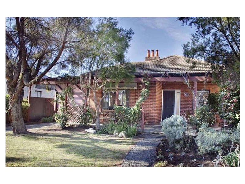 14 Arnold Street, Kingswood SA 5062