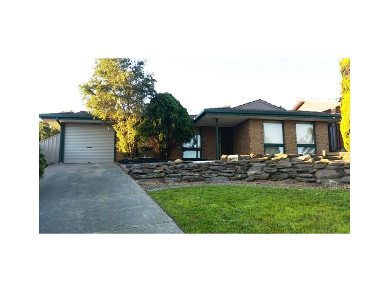 3 Torben Road, Aberfoyle Park SA 5159