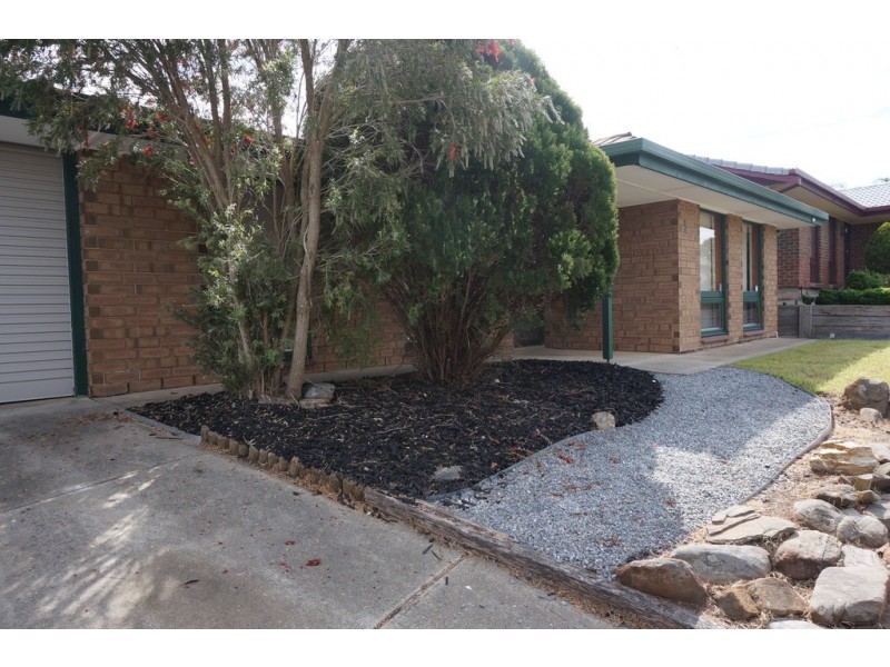 3 Torben Road, Aberfoyle Park SA 5159