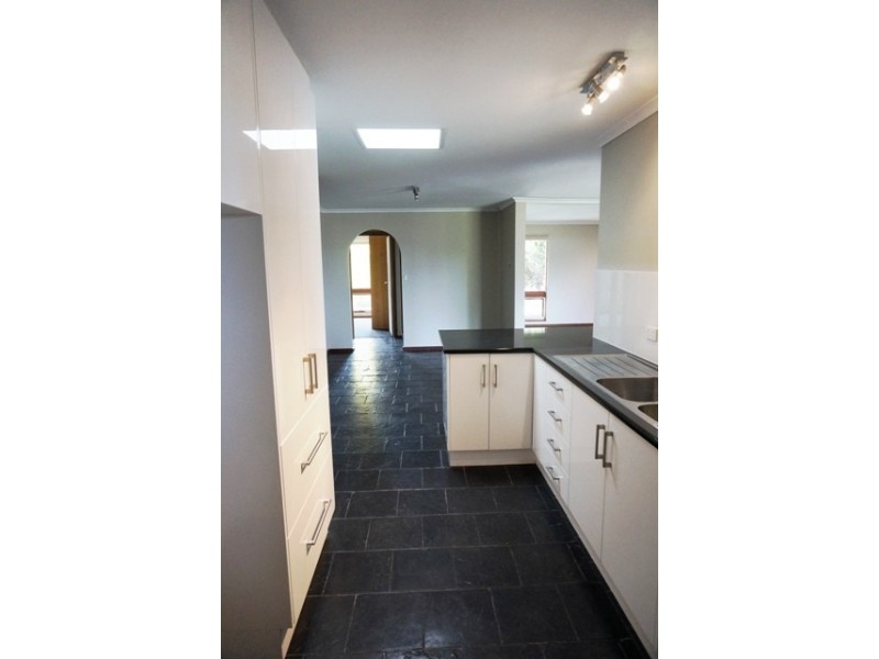 3 Torben Road, Aberfoyle Park SA 5159